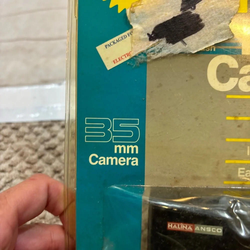 Vintage Brand New in Package Ansco 35mm Flash Camera‎